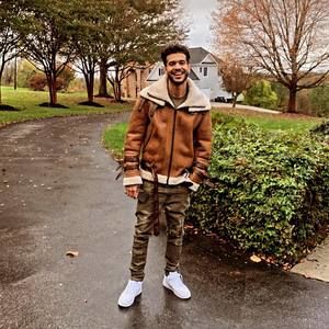 Meet your Posher, Robert